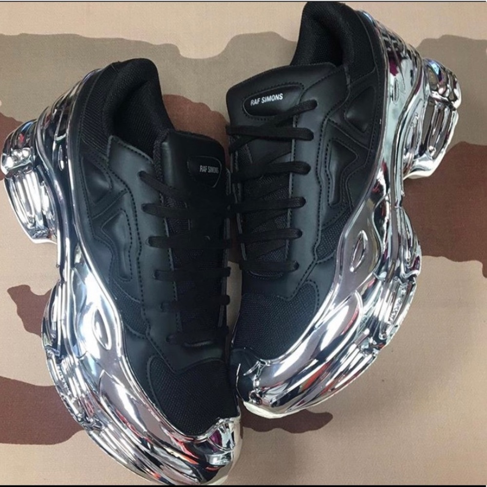 Black Raf Simons Ozweego